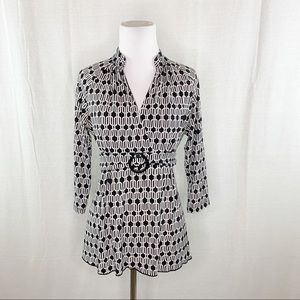 Apostrophe black & white patterned tie back top